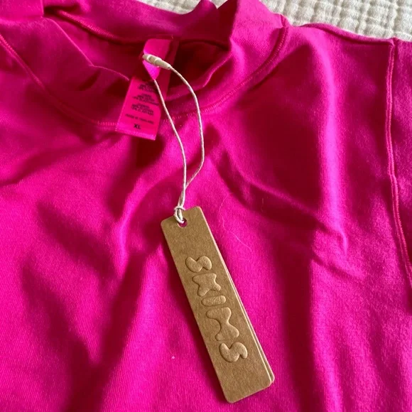 NWT SKIMS Raspberry Cotton Jersey Mock Neck Tank Small - Picture 5 of 5
